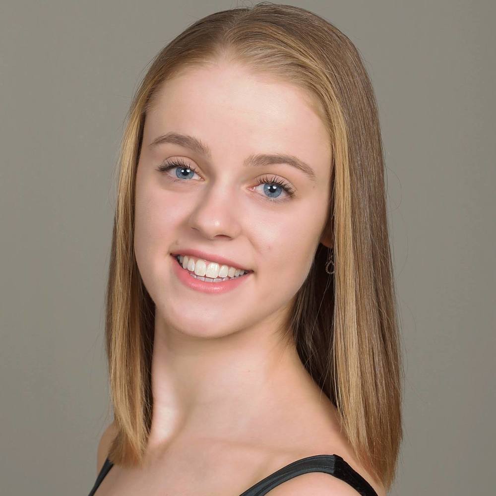 Meet your Posher, Alyssa